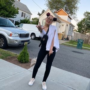 Meet your Posher, Yiliana